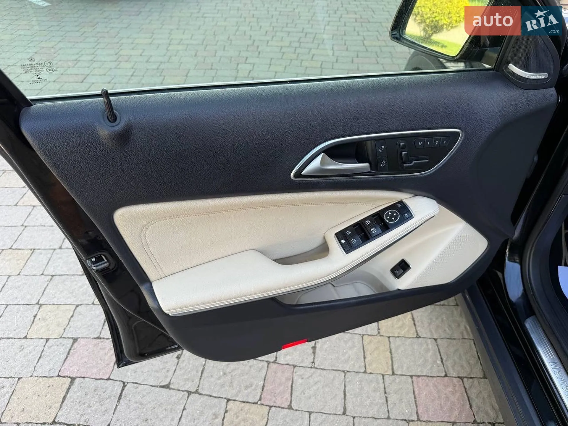 2015 Mercedes-Benz GLA-klasse - мініатюра 30