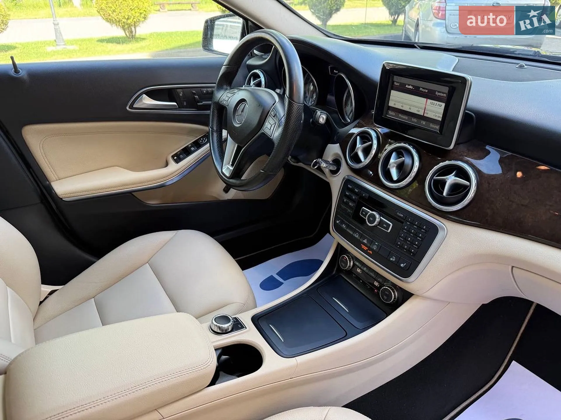 2015 Mercedes-Benz GLA-klasse - мініатюра 68