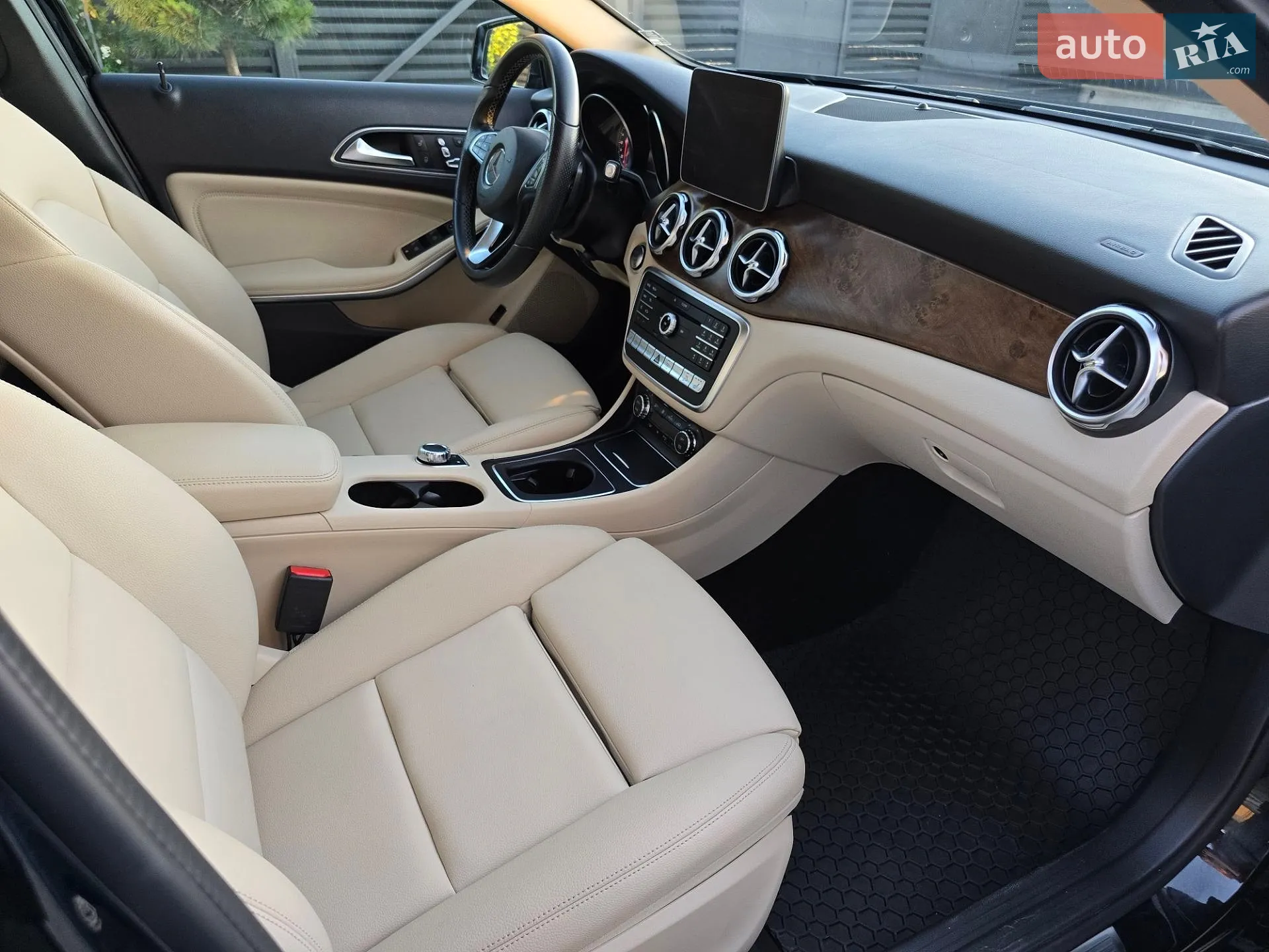 2018 Mercedes-Benz GLA-klasse - мініатюра 35