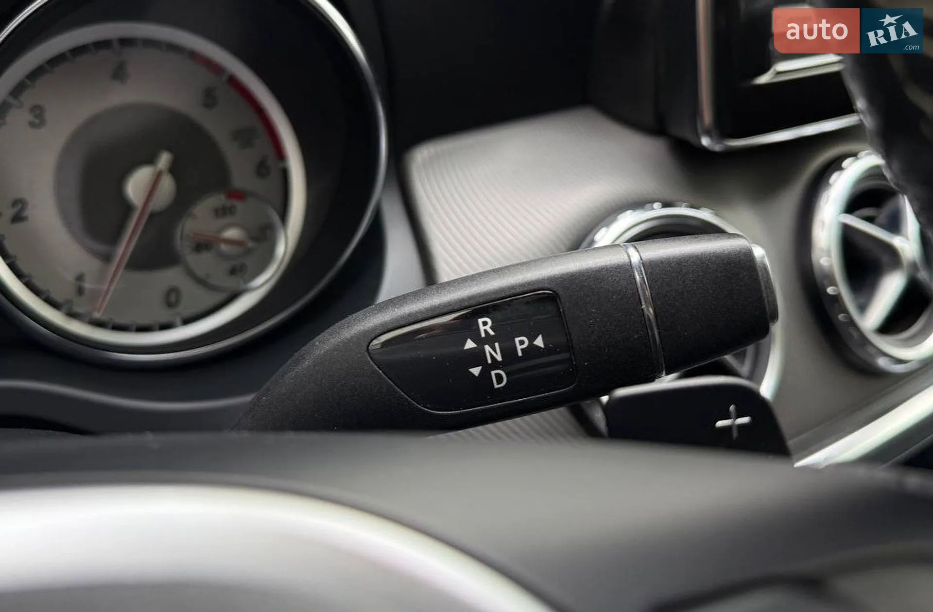 2014 Mercedes-Benz GLA-klasse - мініатюра 18