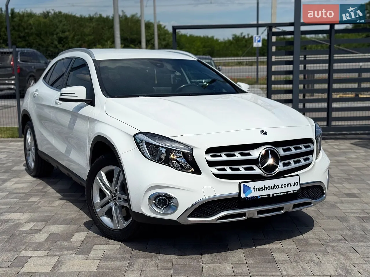 2016 Mercedes-Benz GLA-klasse - мініатюра 23