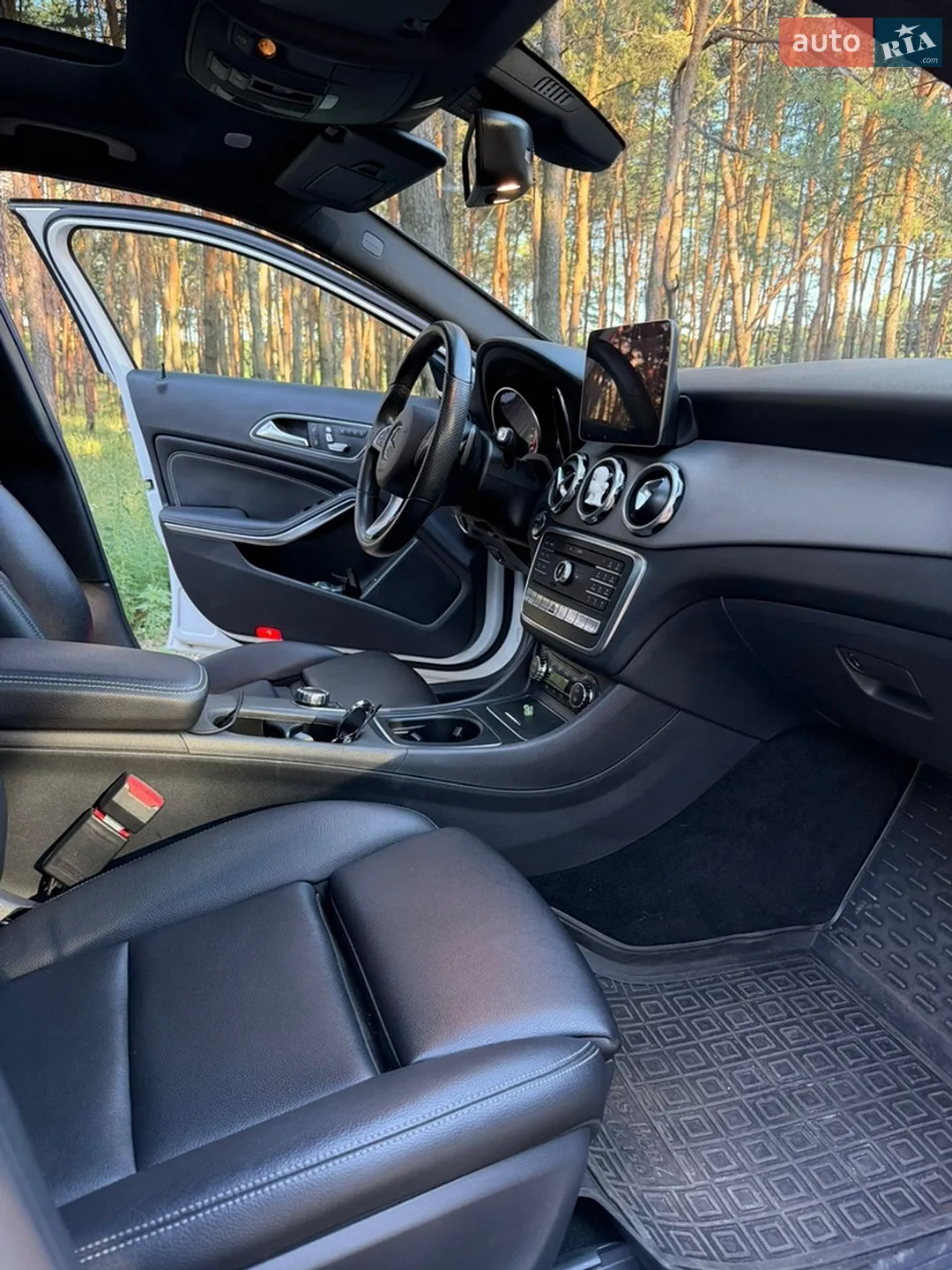 2018 Mercedes-Benz GLA-klasse - мініатюра 35