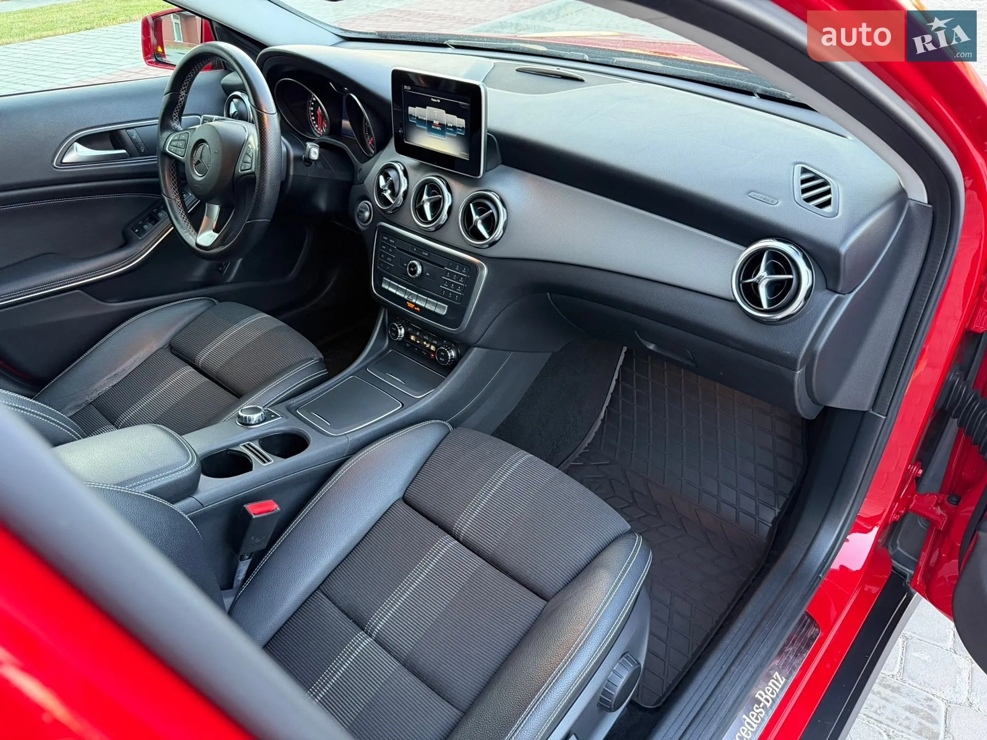 2017 Mercedes-Benz GLA-klasse - мініатюра 69
