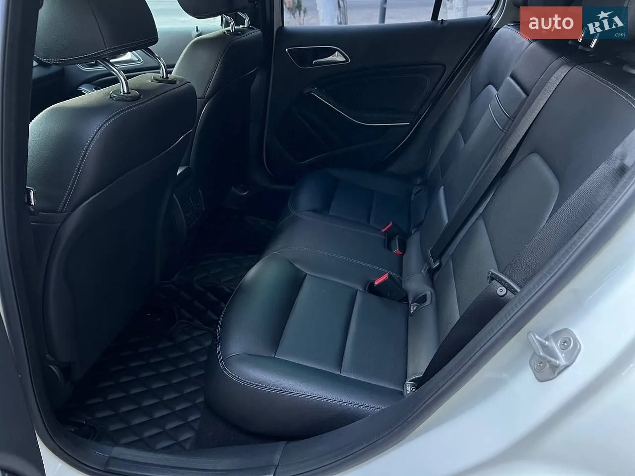 2015 Mercedes-Benz GLA-klasse - мініатюра 14