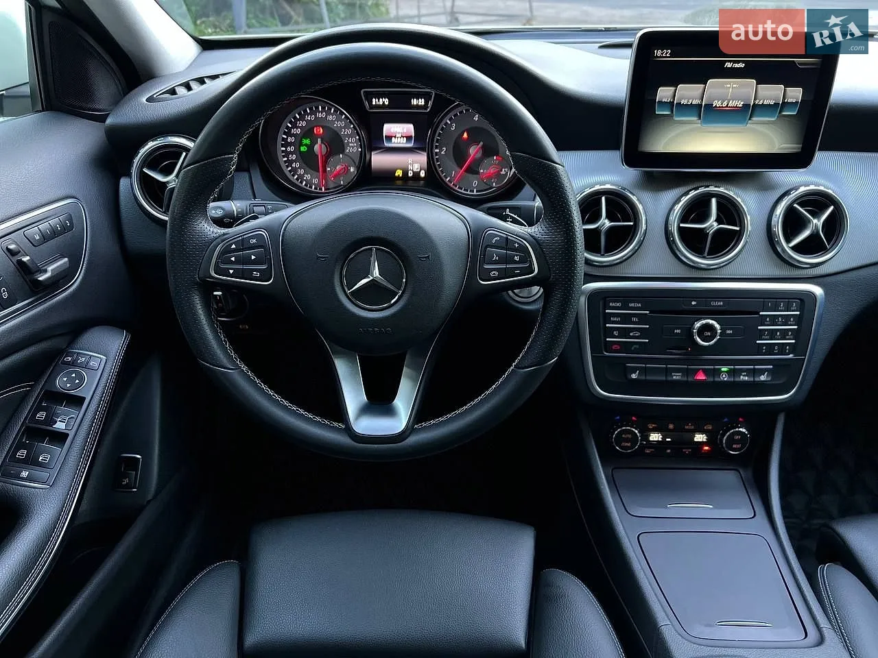 2015 Mercedes-Benz GLA-klasse - мініатюра 16