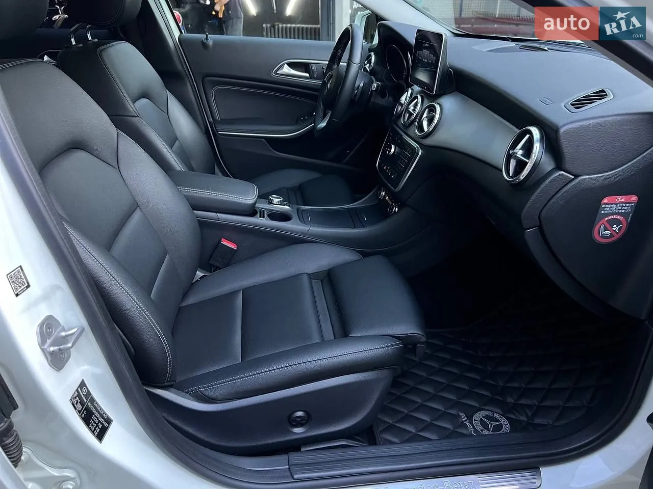 2015 Mercedes-Benz GLA-klasse - мініатюра 18