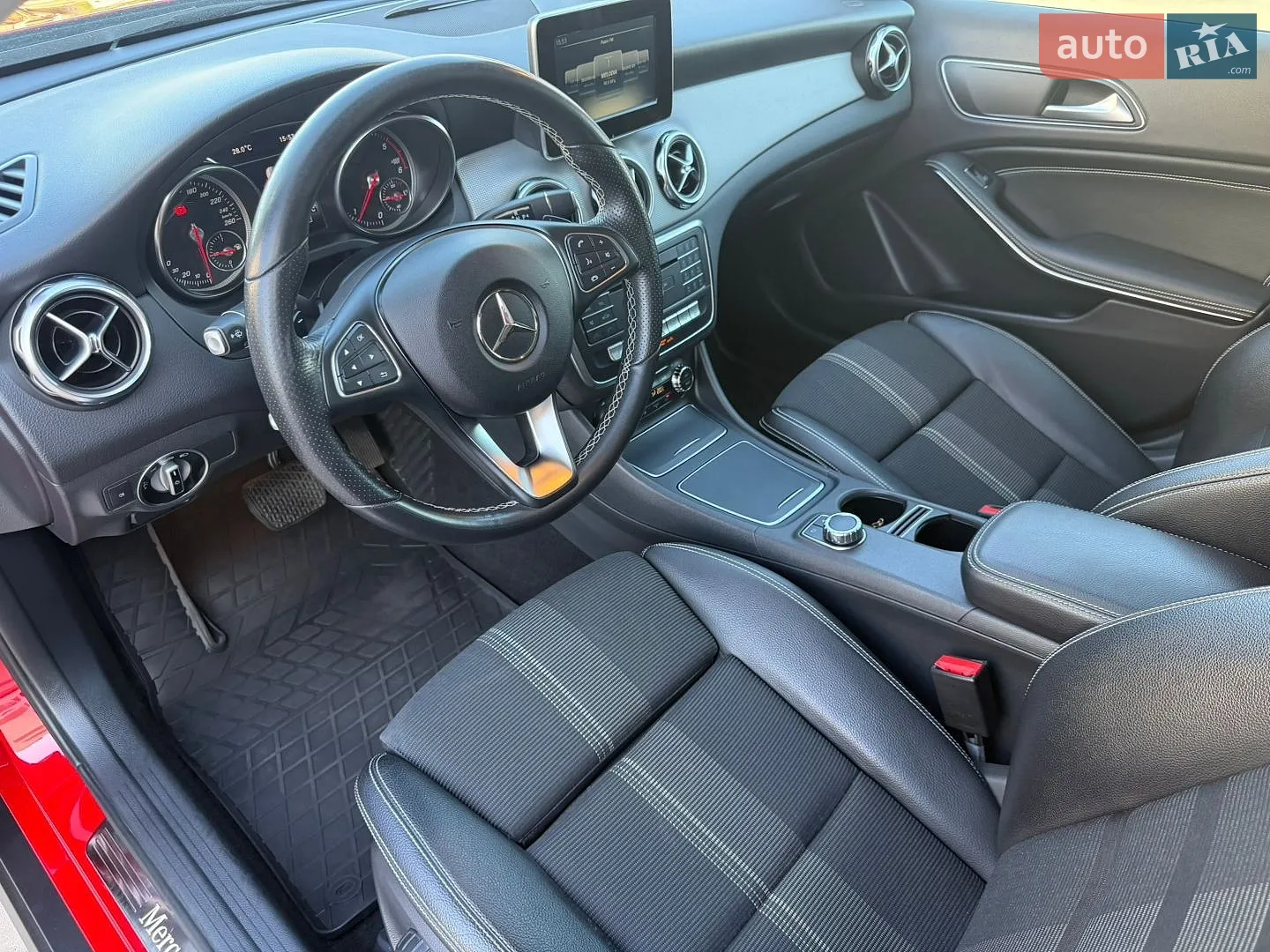 2017 Mercedes-Benz GLA-klasse - мініатюра 31