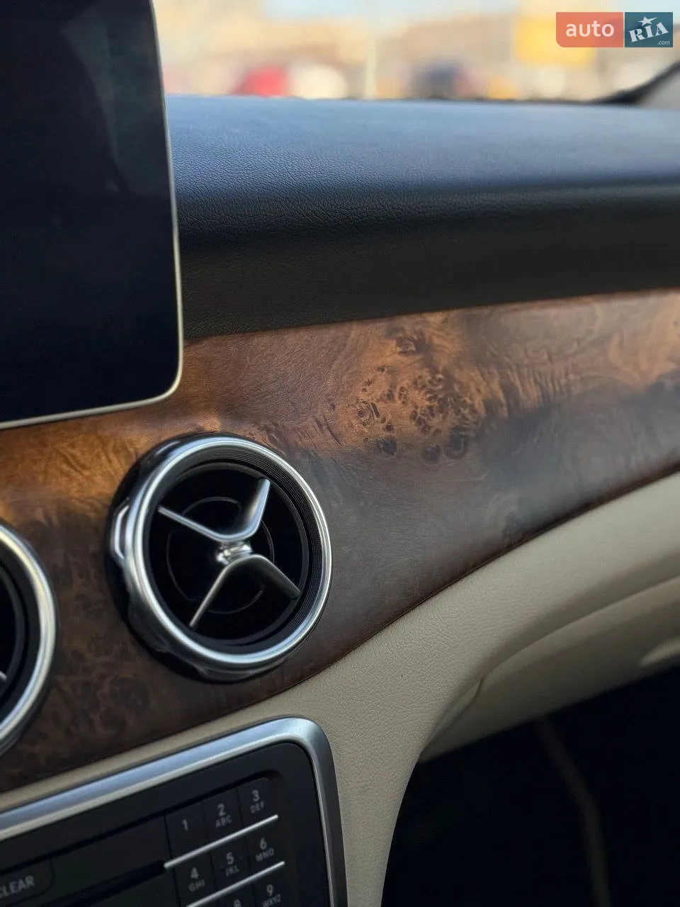 2018 Mercedes-Benz GLA-klasse - мініатюра 15