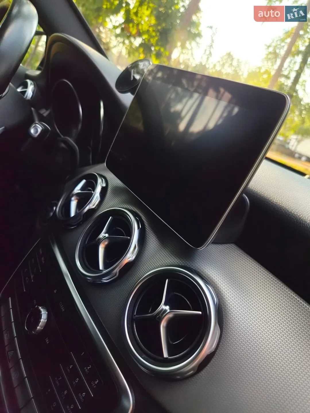 2018 Mercedes-Benz GLA-klasse - мініатюра 39