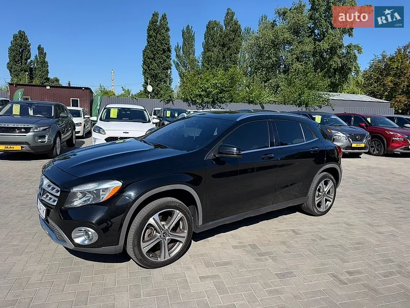 Mercedes-Benz GLA-Class