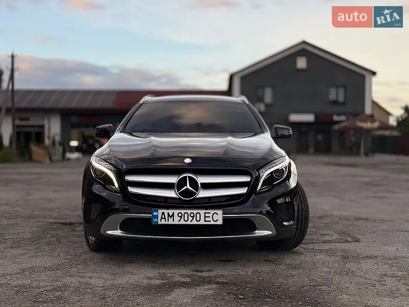 Mercedes-Benz GLA-Class