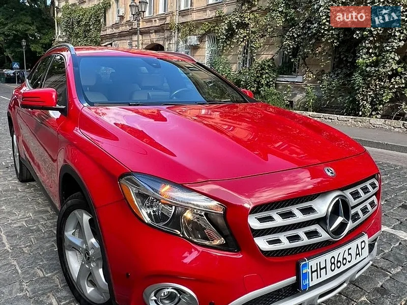 Mercedes-Benz GLA-Class