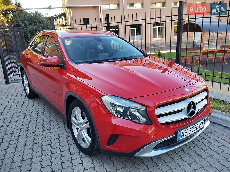 Mercedes-Benz GLA-Class