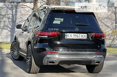 Внедорожник / Кроссовер Mercedes-Benz GLB-Class 2020 в Киеве