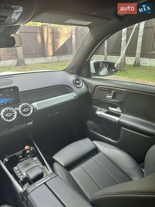 Внедорожник / Кроссовер Mercedes-Benz GLB-Class 2021 в Киеве