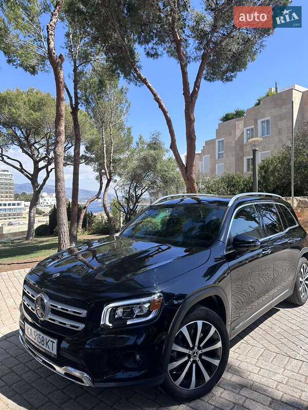Mercedes-Benz GLB-Class 2020