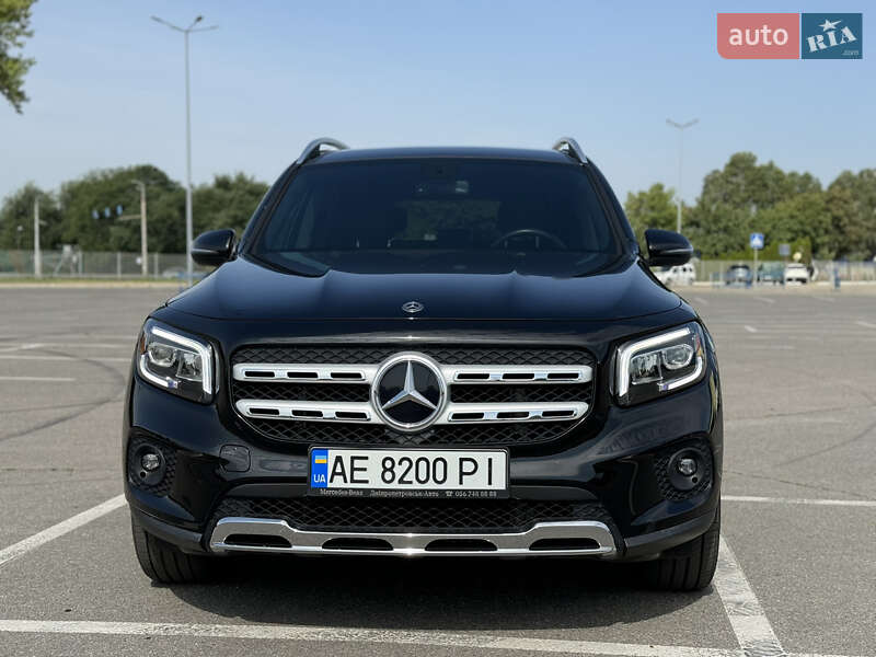 Внедорожник / Кроссовер Mercedes-Benz GLB-Class 2019 в Днепре