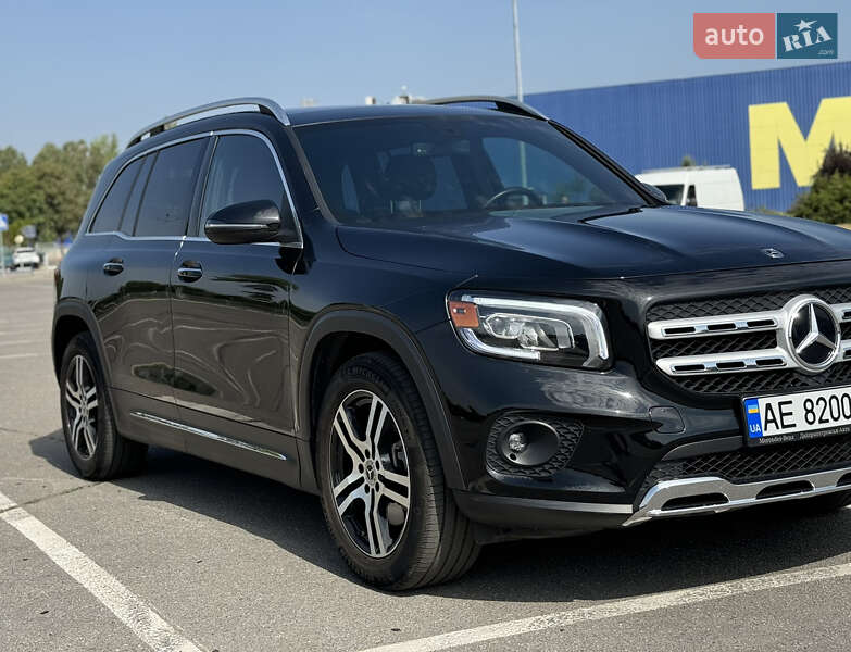 Внедорожник / Кроссовер Mercedes-Benz GLB-Class 2019 в Днепре