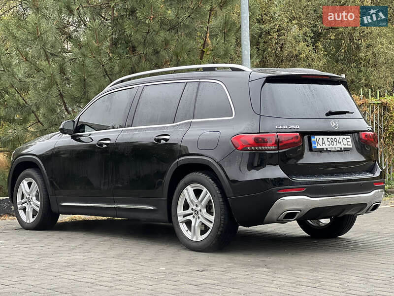 Внедорожник / Кроссовер Mercedes-Benz GLB-Class 2020 в Харькове
