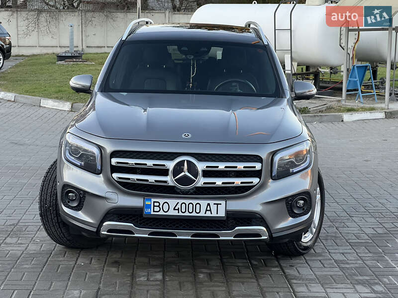 Внедорожник / Кроссовер Mercedes-Benz GLB-Class 2019 в Тернополе