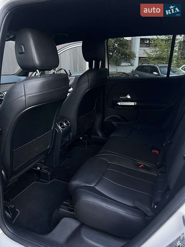 Внедорожник / Кроссовер Mercedes-Benz GLB-Class 2020 в Киеве