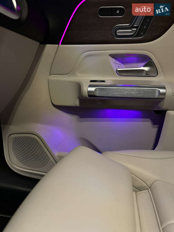 Внедорожник / Кроссовер Mercedes-Benz GLB-Class 2023 в Киеве