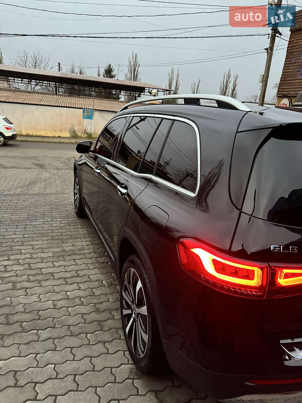 Внедорожник / Кроссовер Mercedes-Benz GLB-Class 2023 в Киеве