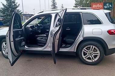 Позашляховик / Кросовер Mercedes-Benz GLB-Class 2019 в 