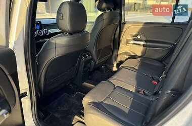 Внедорожник / Кроссовер Mercedes-Benz GLB-Class 2019 в 