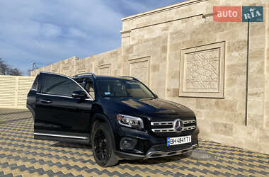 Позашляховик / Кросовер Mercedes-Benz GLB-Class 2019 в 