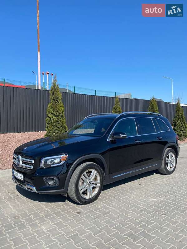 Внедорожник / Кроссовер Mercedes-Benz GLB-Class 2021 в Тернополе