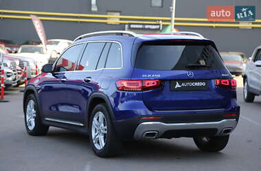 Внедорожник / Кроссовер Mercedes-Benz GLB-Class 2021 в 
