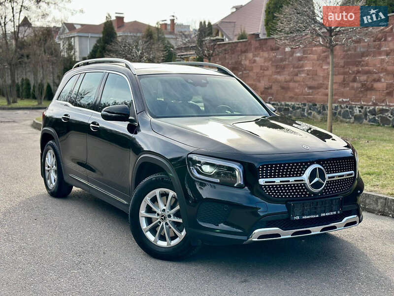 Внедорожник / Кроссовер Mercedes-Benz GLB-Class 2021 в 