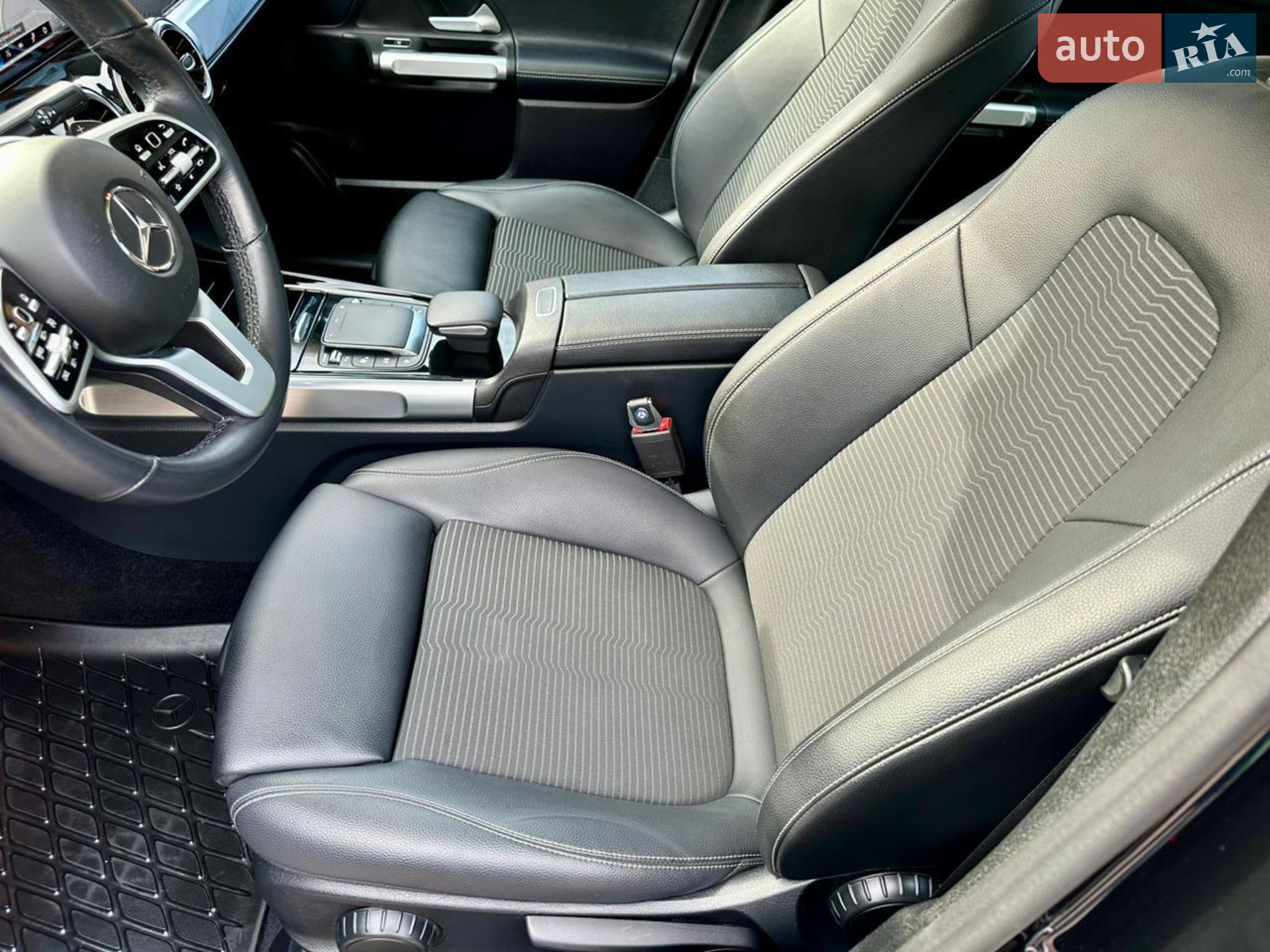 2021 Mercedes-Benz GLB - мініатюра 55