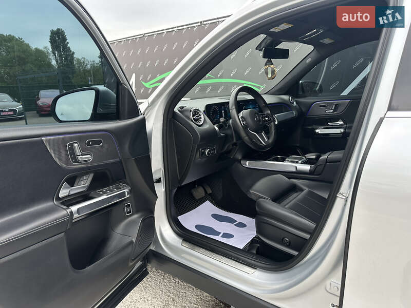 Внедорожник / Кроссовер Mercedes-Benz GLB-Class 2019 в Киеве