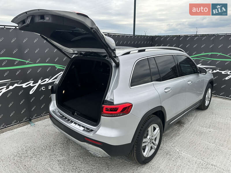 Внедорожник / Кроссовер Mercedes-Benz GLB-Class 2019 в Киеве