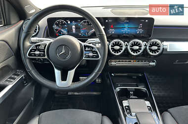 Внедорожник / Кроссовер Mercedes-Benz GLB-Class 2020 в 