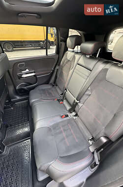 Внедорожник / Кроссовер Mercedes-Benz GLB-Class 2020 в 