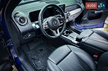 Внедорожник / Кроссовер Mercedes-Benz GLB-Class 2021 в 