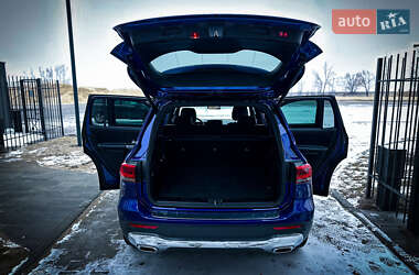 Внедорожник / Кроссовер Mercedes-Benz GLB-Class 2021 в 