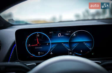 Внедорожник / Кроссовер Mercedes-Benz GLB-Class 2021 в 