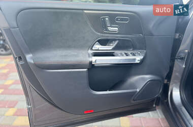 Внедорожник / Кроссовер Mercedes-Benz GLB-Class 2022 в 
