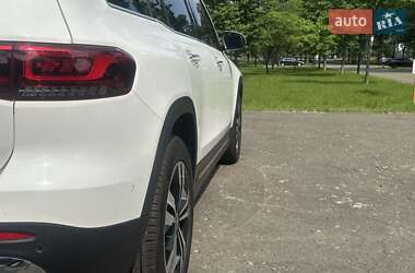 Внедорожник / Кроссовер Mercedes-Benz GLB-Class 2022 в 