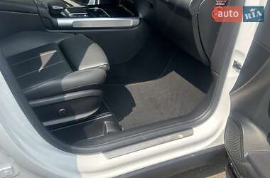 Внедорожник / Кроссовер Mercedes-Benz GLB-Class 2022 в 