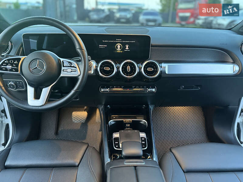 Внедорожник / Кроссовер Mercedes-Benz GLB-Class 2020 в Тернополе