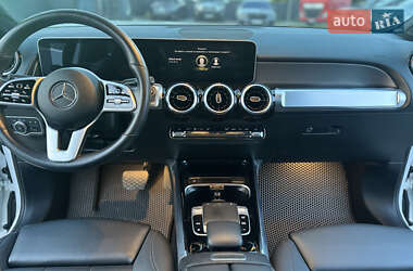 Внедорожник / Кроссовер Mercedes-Benz GLB-Class 2020 в 