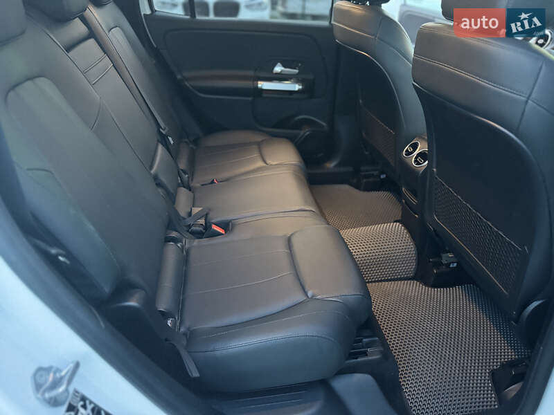 Внедорожник / Кроссовер Mercedes-Benz GLB-Class 2020 в Тернополе