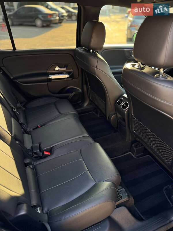 Внедорожник / Кроссовер Mercedes-Benz GLB-Class 2021 в Днепре