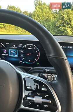Позашляховик / Кросовер Mercedes-Benz GLB-Class 2020 в 