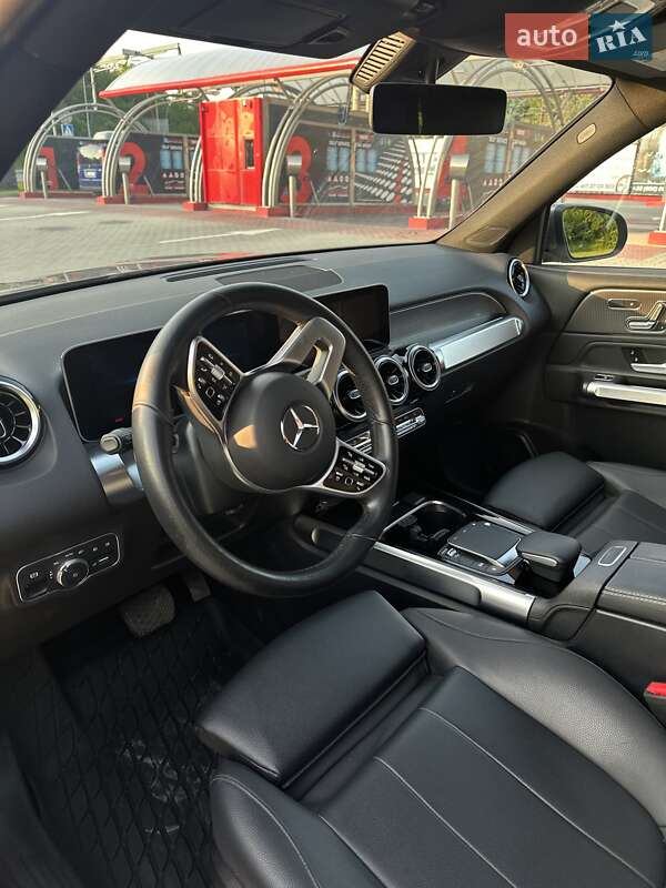 Внедорожник / Кроссовер Mercedes-Benz GLB-Class 2020 в Тернополе